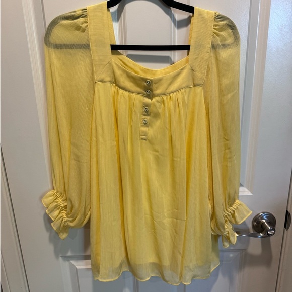 LC Lauren Conrad Tops - Lauren Conrad Yellow Women's Top size L